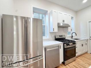 1824 S Canalport Ave #1, Chicago, IL 60616