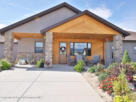 5th image of 20586 Pearl Ct