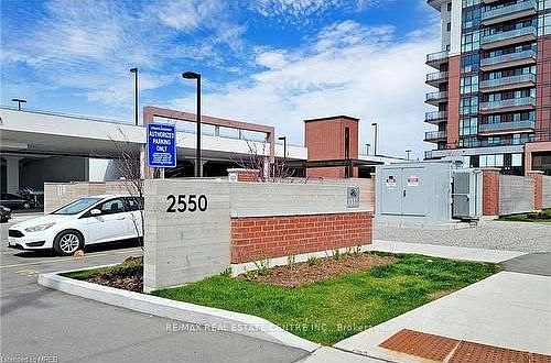 4th image of 2550 Simcoe St N #2115