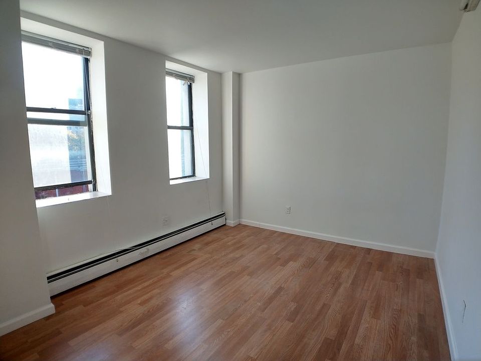 1st image of 167 Sands St #313A