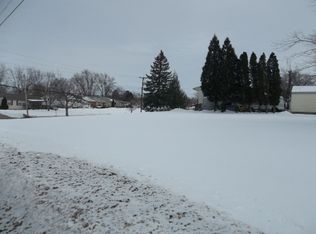 682 Notre Dame Ave, Youngstown, OH 44515