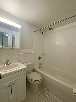 Rented by Voro NYC | media 20