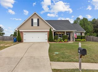 151 Yellowstone Ct, Raeford, NC 28376