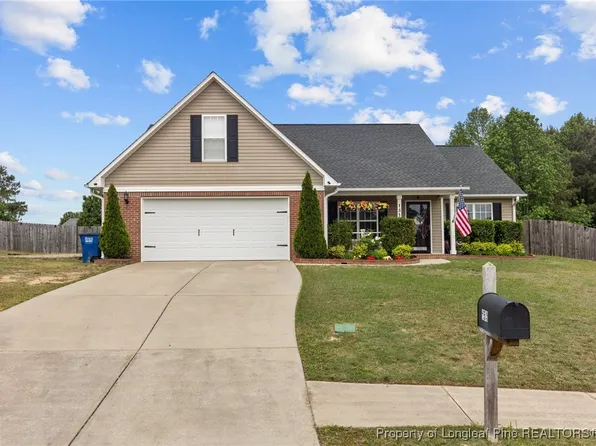 151 Yellowstone Ct, Raeford, NC 28376
