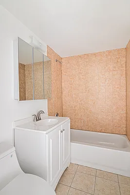 Rented by Compass | media 7