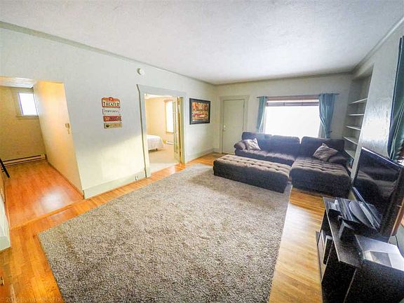 5th image of 1308 W York Ave