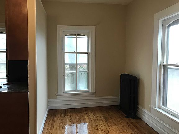 2nd image of 1108 S Westnedge Ave