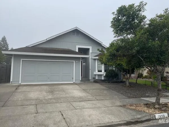 1698 Randon Way, Santa Rosa, CA 95403