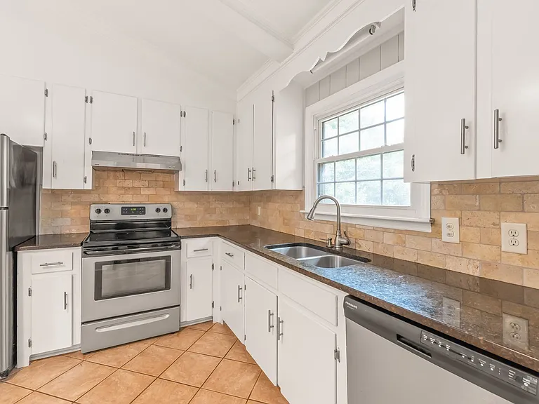 6338 Montpelier Rd — Photo 12