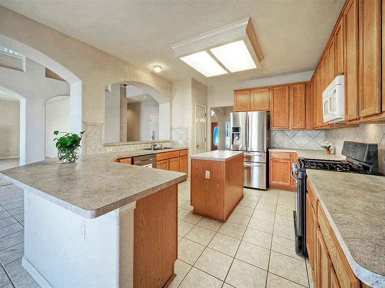 601 Indian Run Dr — Photo 15