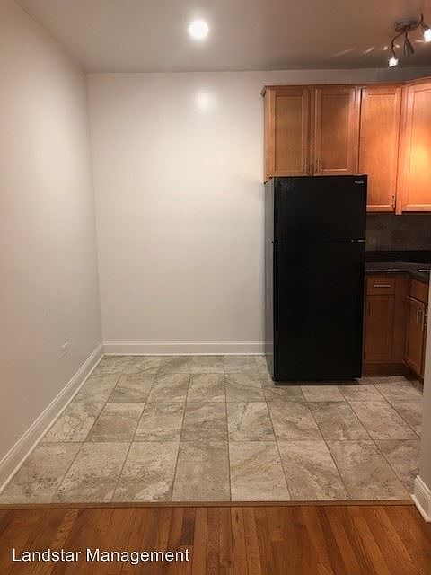 1st image of 1023 W Argyle St APT 208
