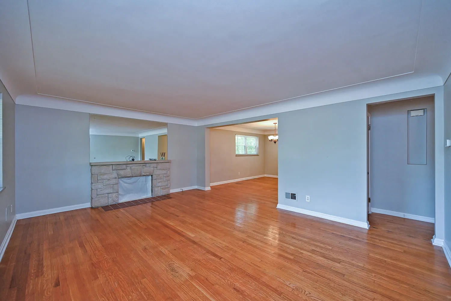 5275 Cleves Warsaw Pike — Photo 1