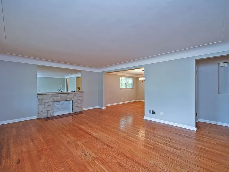 5275 Cleves Warsaw Pike #2 — Photo 2