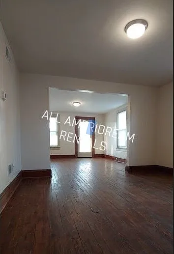 14 Maple Ave — Photo 3