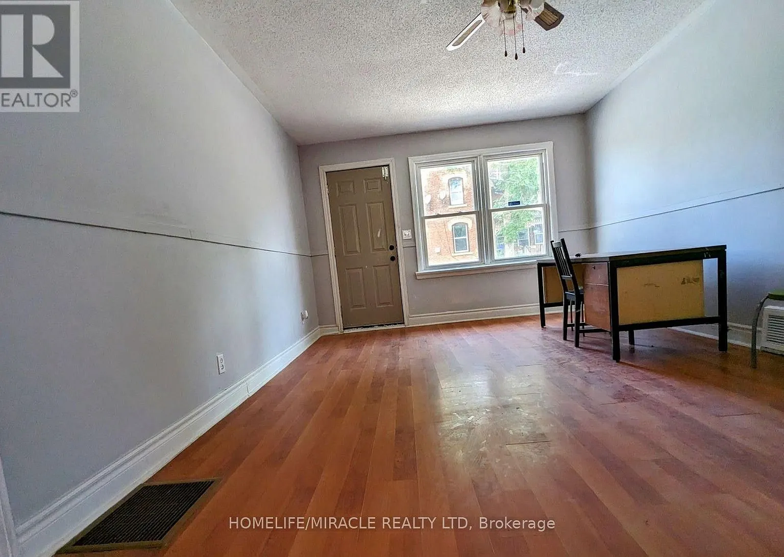 2 bed, $2,350 — Photo 4