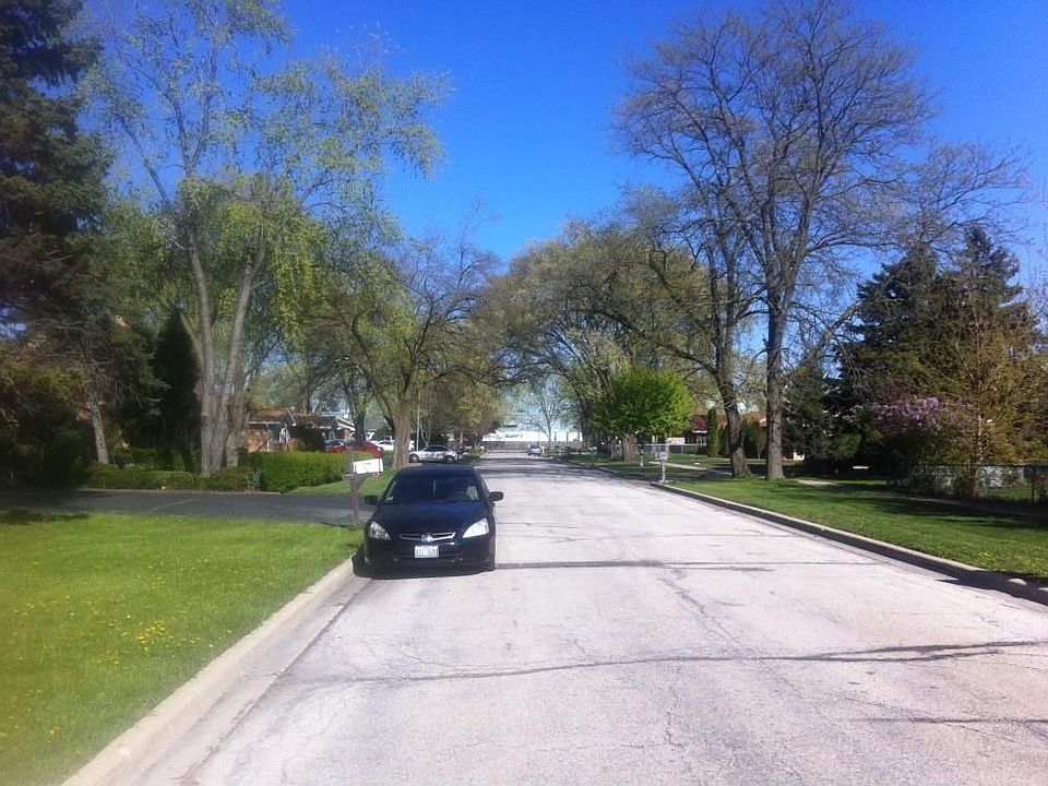 2nd image of 7758 W 80th St