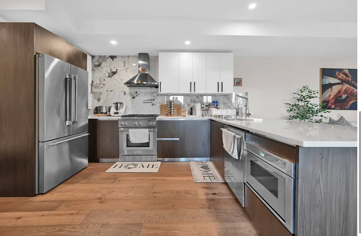 2 bed, 1213 sqft, $5,000 — Photo 1