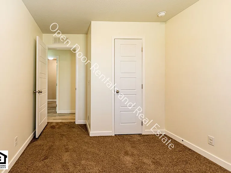 3420 S #1075E — Photo 22