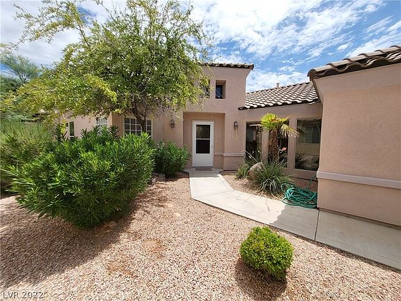 4th image of 1226 Vista Del Monte Dr