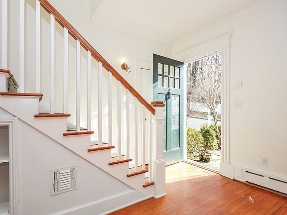 80 Devils Garden Road