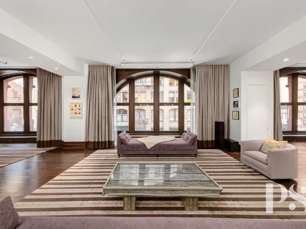 71 Bleecker Street 2E image 3 of 14