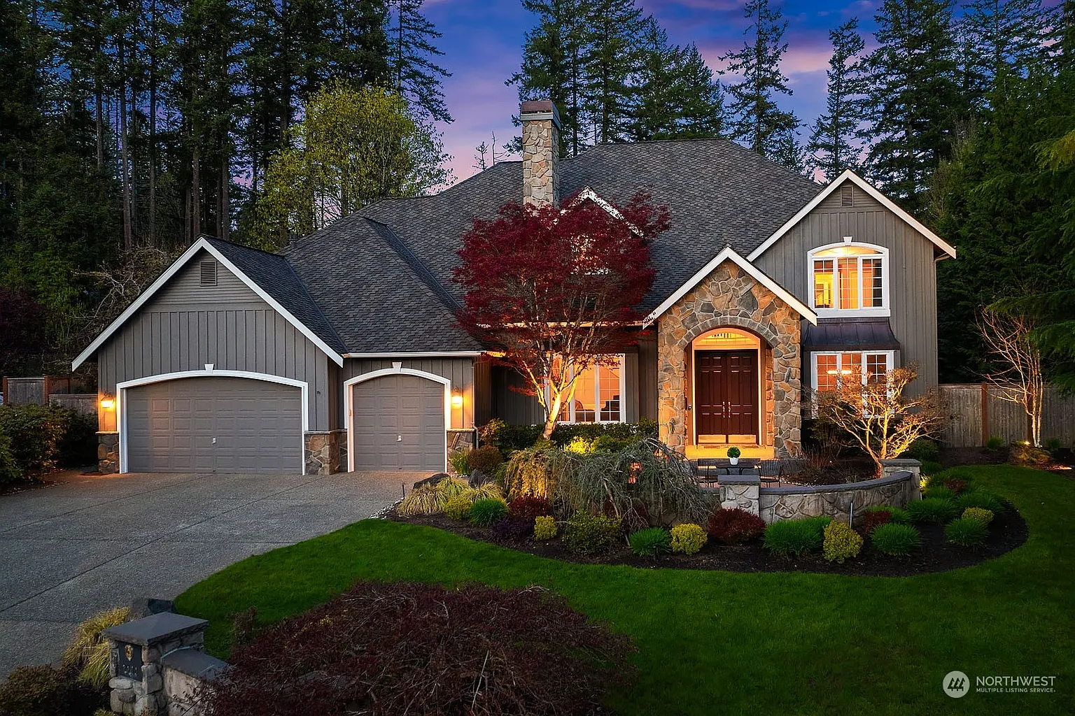 2214 247th Court NE photo 1