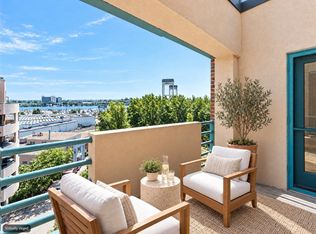 165 Cottage St APT 701, Chelsea, MA 02150