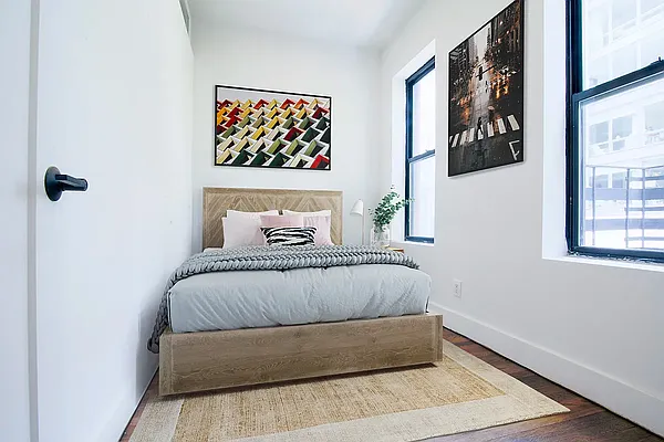 Rented by MOTION New York | media 12