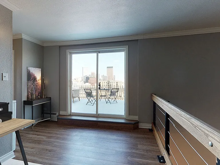 Latitude 40 — Photo 35
