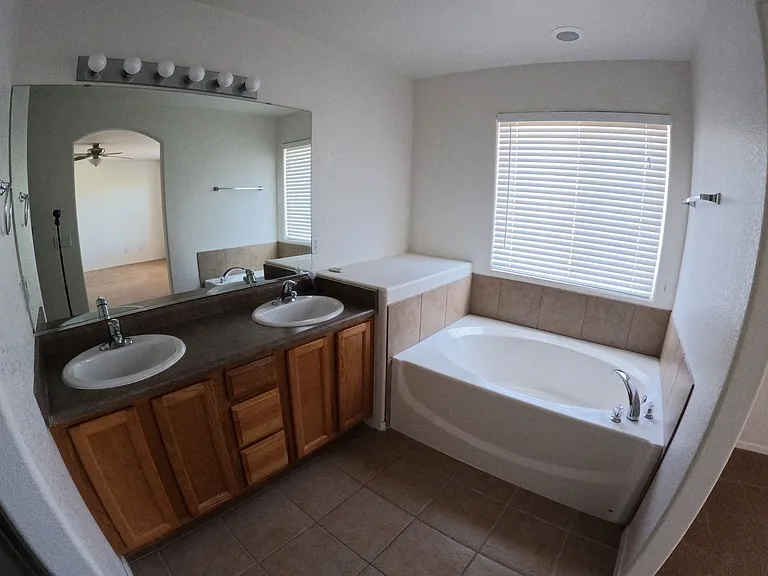 2848 Ancho Ave — Photo 28
