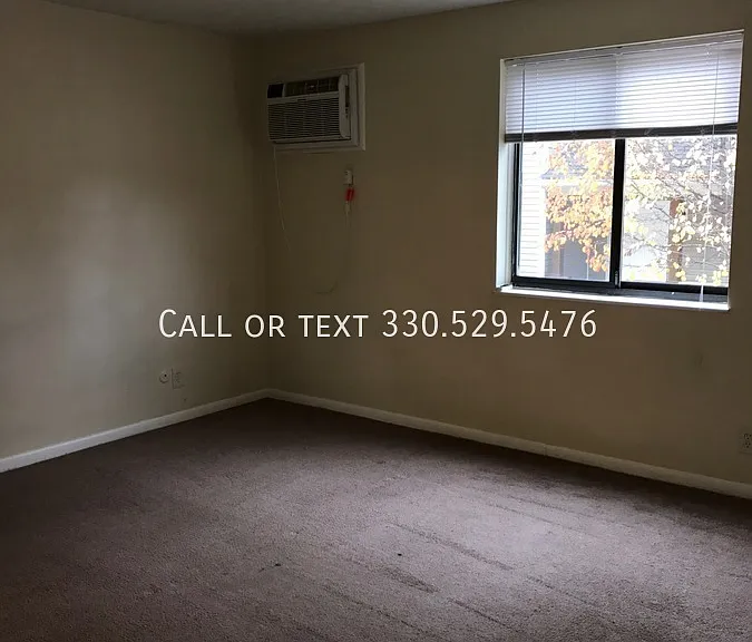 591 E Buchtel Ave — Photo 20