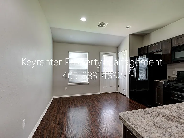 3533 SE 94th St — Photo 16