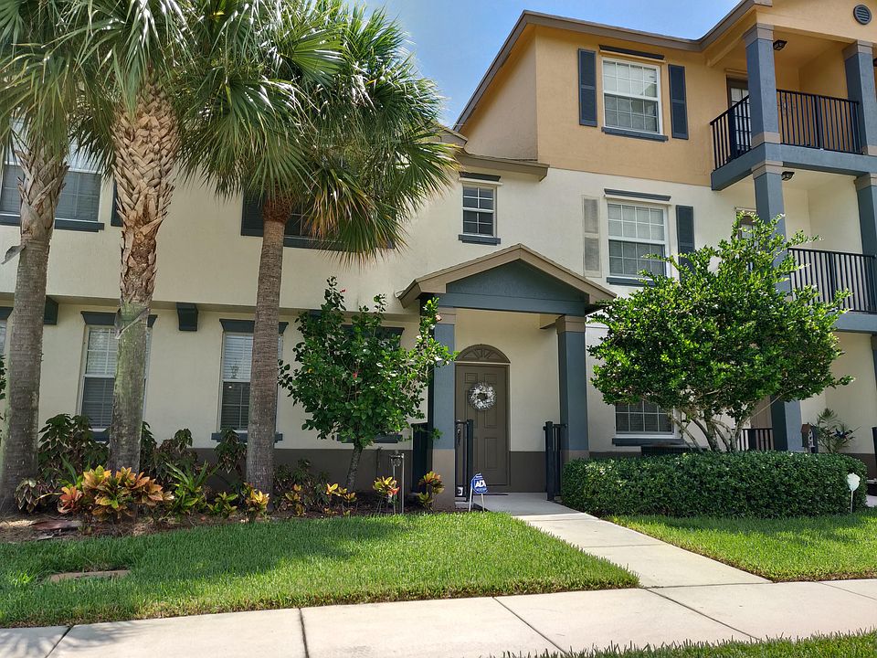 1st image of 2450 SE Santos Dr