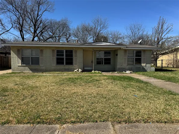 723 Leyenda Dr, Mesquite, TX 75149