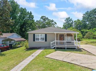 4620 Hickory Ln, Anniston, AL 36206