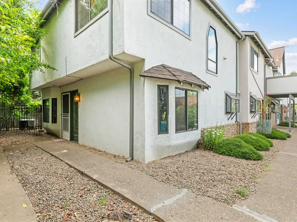 495 Chestnut St APT 24, Ashland, OR 97520
