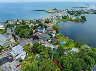 8-8A Richards Rd, Hull, MA 02045