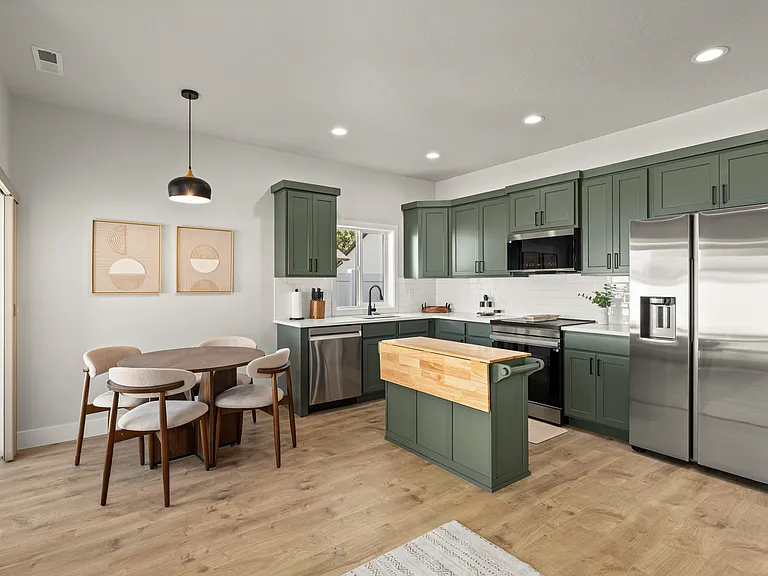 10494 W Shields Ave — Photo 40