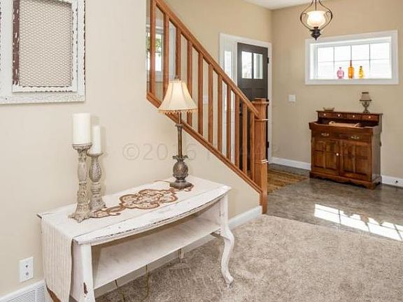 4th image of 1470 Sterling Ct