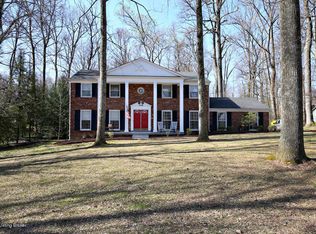 208 Rebel Dr, Pewee Valley, KY 40056