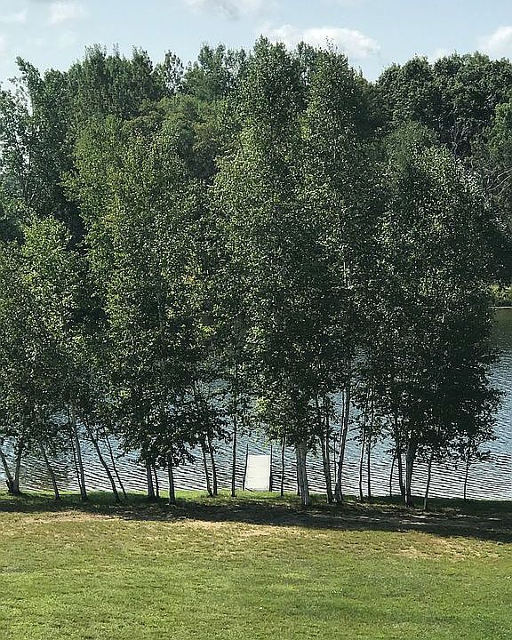 2nd image of 10421 Valley Ct