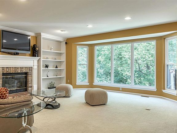 2nd image of 743 Trago Creek Dr