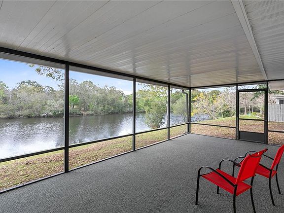 2nd image of 107 Gull Ct