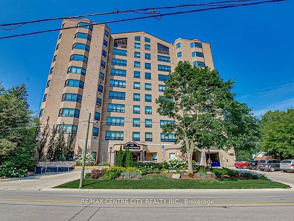 5th image of 549 Ridout St N #203
