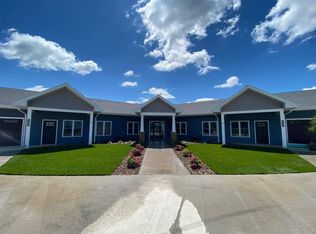 608 Pine Ct #11363012, Dickeyville, WI 53808