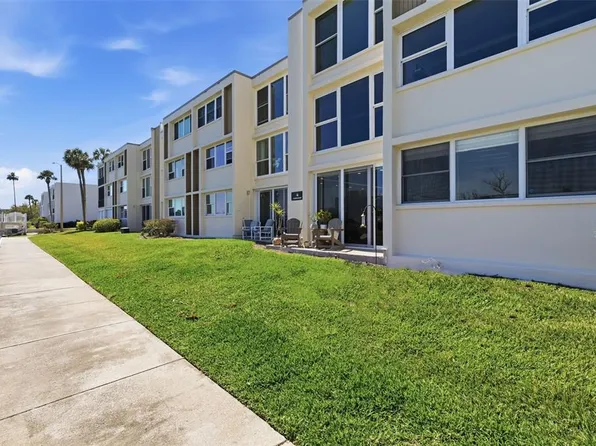 7465 Bay Island Dr S APT 115, South Pasadena, FL 33707