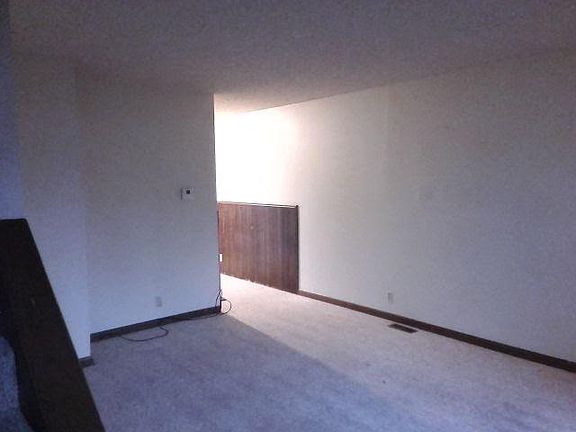 4th image of 110 E 5th Ave APT C