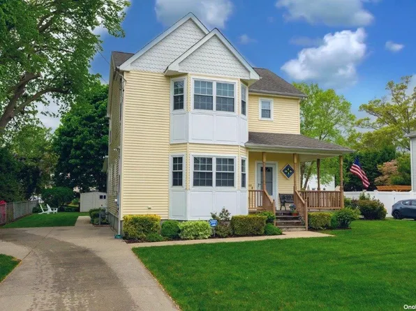 156 Homestead Avenue, Amityville, NY 11701