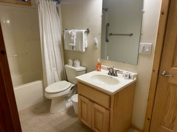 273 N Rhododendron Rd