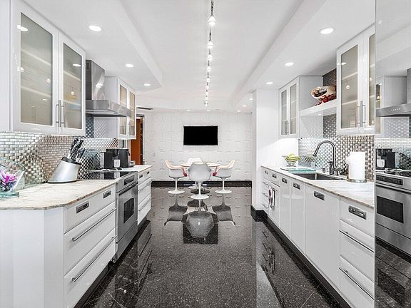 5th image of 1500 S Ocean Boulevard